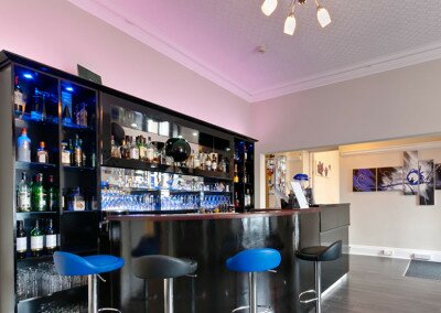 Lauriston Court Hotel Bar