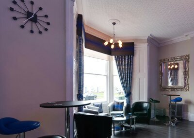 Lauriston Court Hotel Bar